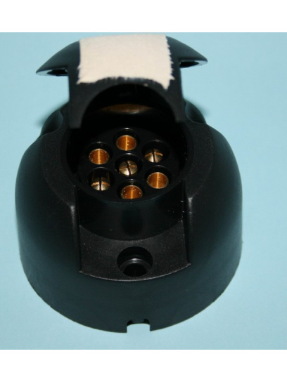 Gniazdo 12v 7 pin